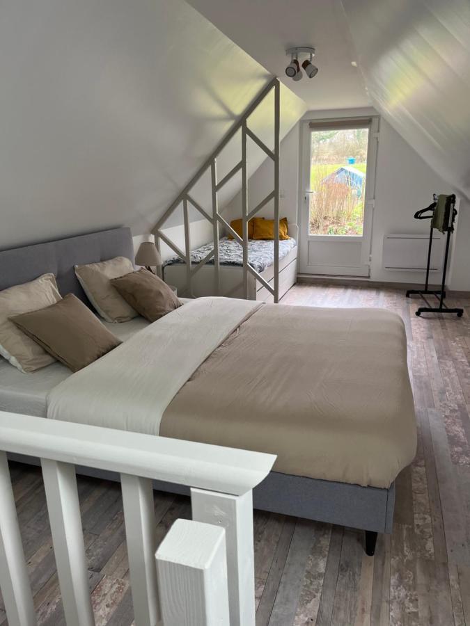 La Petite Maison De Kerguiniou Glomel Bagian luar foto
